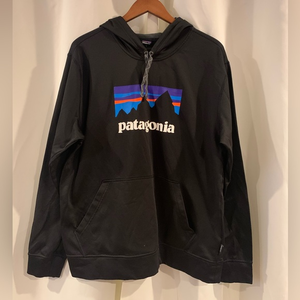 Patagonia hoodie kangaroo pocket black‎ size